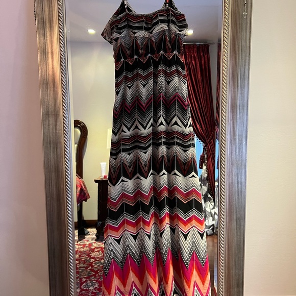 Dynamite maxi dress - Picture 2 of 4